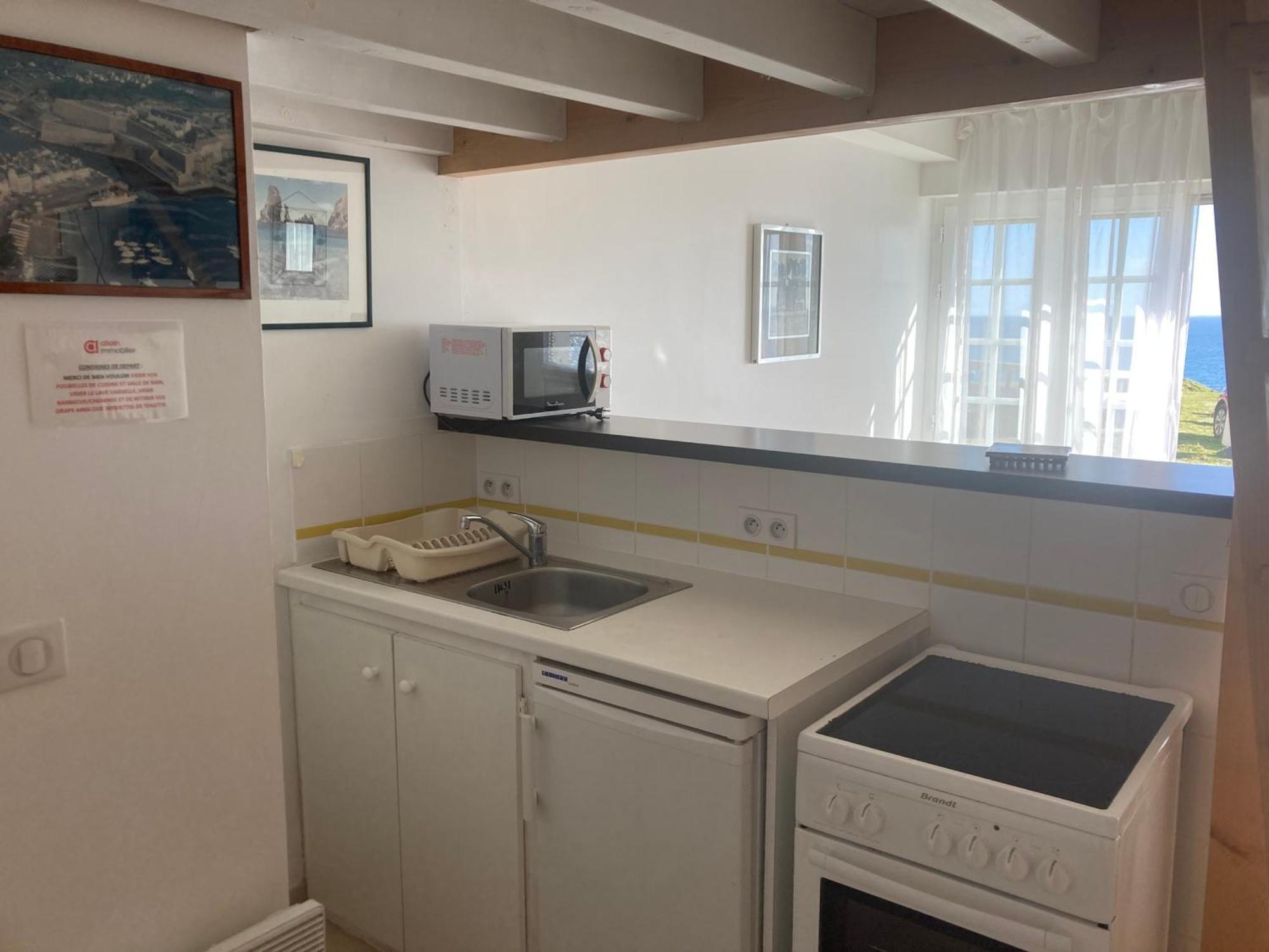 Studio Renove Avec Parking, Wifi, Proche Plage Et Centre - Fr-1-418-93 Le Palais Luaran gambar